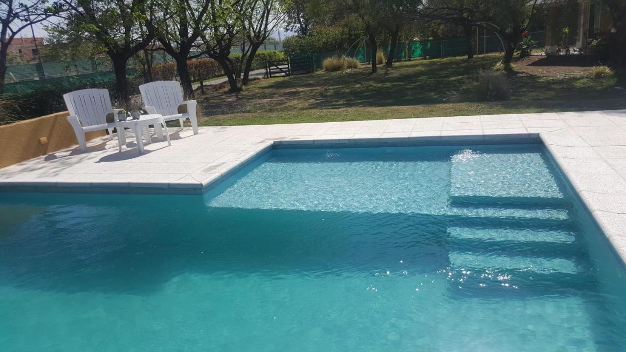 Casa 6 A Malibu 3Km Del Aeropuerto Podes Dejar Tu Auto Villa Allende Eksteriør bilde